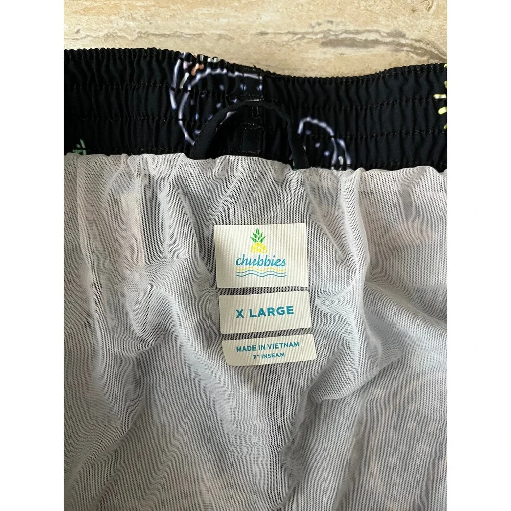 chubbies swim trunks